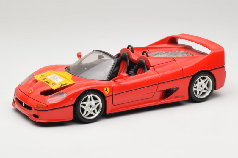 Ferrari F50 Cabriolet 50 Jahre Ferrari 24 Jahre Bburago FMC Rosso Bburago 1:18 3352-P1 Pressofusione