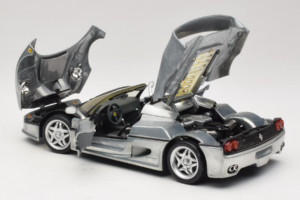 Ferrari F50 Cabriolet Chrome Silver Edizione Limitata Hot Wheels 1:18 25741 Pressofusione — immagine 5 di 8