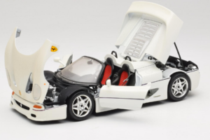 Ferrari F50 Cabriolet Bianco Bburago 1:18 3352-W1 Pressofusione — immagine 2 di 8