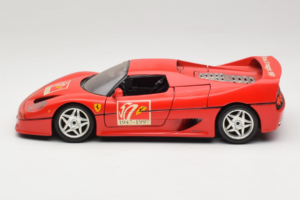 Ferrari F50 Coupé #50 50 Jahre Ferrari Rosso Bburago 1:18 3352-P2 Pressofusione — immagine 4 di 8