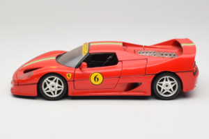 Ferrari F50 Coupé #6 Rosso con Bandiera Italiana Bburago 1:18 3382-P1 Pressofusione — immagine 4 di 8
