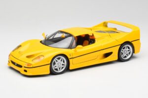 Ferrari F50 Giallo Modena Maisto 1:18 F50001 Pressofusione