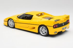 Ferrari F50 Giallo Modena Maisto 1:18 F50001 Pressofusione — immagine 7 di 8
