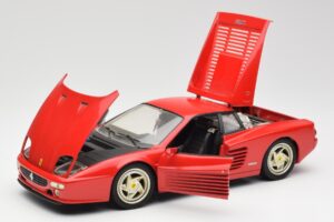 Ferrari F512 M Rosso Hot Wheels 1:18 29758 Pressofusione — immagine 2 di 8