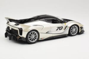 Ferrari FXX-K Evo #70 Bianco Bburago 1:18 18-16012 Pressofusione — immagine 3 di 8