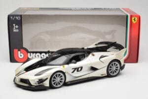 Ferrari FXX-K Evo #70 Bianco Bburago 1:18 18-16012 Pressofusione — immagine 8 di 8