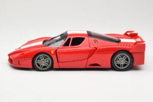 Ferrari FXX Rosso Hot Wheels 1:18 310801 Pressofusione — immagine 4 di 8