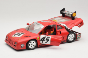 Ferrari 288 GTO Evoluzione #45 Rosso Revell 1:18 48820 Pressofusione — immagine 2 di 8