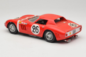 Ferrari 250 GTO #26 Rosso Guiloy 1:18 67526 Pressofusione — immagine 7 di 8