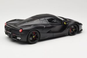 Ferrari LaFerrari F150 Matte Black Bburago 1:18 18-16901BK Pressofusione — immagine 3 di 8