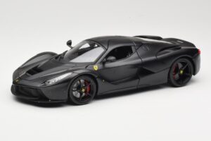 Ferrari LaFerrari F150 Matte Black Bburago 1:18 18-16901BK Pressofusione