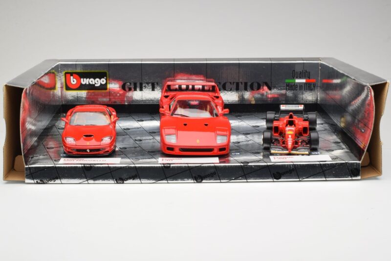 Ferrari Promo Set F40 550 Maranello Scuderia Ferrari F310 F1 1996 Bburago 1:18 Ferrari Promo Set F40 550 Maranello Scuderia Ferrari F310 F1 1996 Bburago 1:18 FERRARI001 Pressofusione