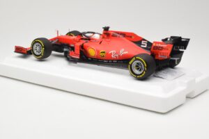 Ferrari SF90 #5 S. Vettel Australian GP 2019 BBR 1:18 BBR191805DIE Resina — immagine 5 di 6
