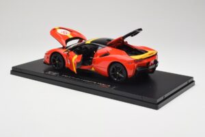 Ferrari SF90 Stradale #50 24 Hours of Le Mans 2024 Bburago 1:18 18-16035 Pressofusione — immagine 5 di 9