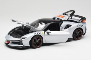 Ferrari SF90 XX Stradale Arctic White Bburago 1:18 18-16020W Pressofusione — immagine 2 di 8