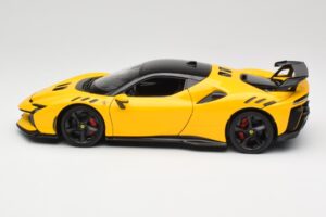 Ferrari SF90 XX Stradale Giallo Modena Bburago 1:18 18-16020Y Pressofusione — immagine 4 di 8