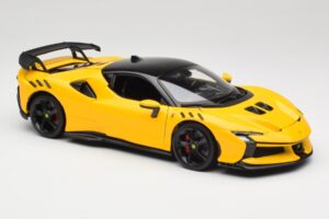 Ferrari SF90 XX Stradale Giallo Modena Bburago 1:18 18-16020Y Pressofusione — immagine 6 di 8
