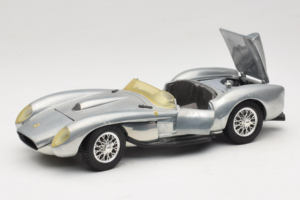 Ferrari Testa Rossa Chrome Silver Hot Wheels 1:18 25737 Pressofusione — immagine 2 di 8