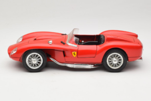Ferrari 250 Testa Rossa Rosso Bburago 1:18 3007-P2 Pressofusione — immagine 4 di 8
