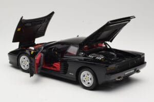 Ferrari Testarossa Nero Kyosho 1:18 08425BK Pressofusione — immagine 5 di 8