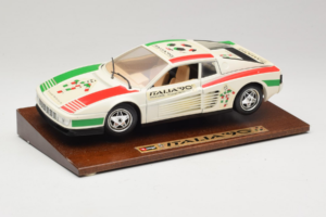 Ferrari Testarossa Italia 90 Bianco Bburago 1:18 3059-W1 Pressofusione — immagine 2 di 8