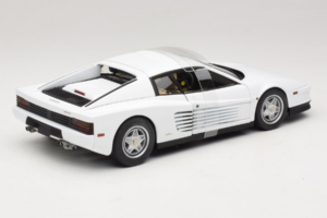 Ferrari Testarossa Bianco Miami Vice Hot Wheels 1:18 P9904 Pressofusione — immagine 2 di 6