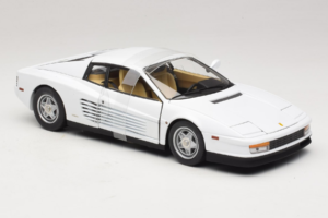 Ferrari Testarossa Bianco Miami Vice Hot Wheels 1:18 P9904 Pressofusione — immagine 4 di 6
