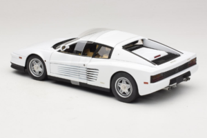 Ferrari Testarossa Bianco Miami Vice Hot Wheels 1:18 P9904 Pressofusione — immagine 5 di 6