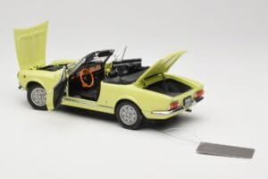 Fiat 124 Spider BS1 Giallo Sun Star 1:18 4921 Pressofusione — immagine 5 di 8