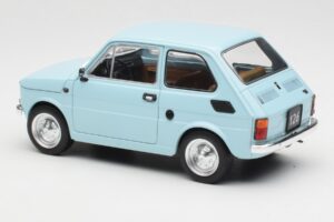 Fiat 126 Azzurro MCG 1:18 MCG18415 Pressofusione — immagine 5 di 6