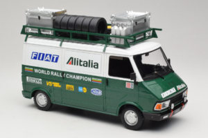 Fiat 242 Alitalia Rally Team Assistance With Trailer 1978 IXO 1:18 18CMC027WX Pressofusione — immagine 5 di 7
