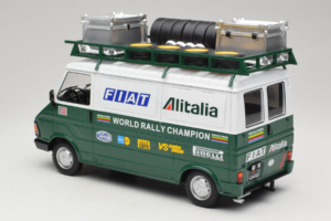 Fiat 242 Alitalia Rally Team Assistance With Trailer 1978 IXO 1:18 18CMC027WX Pressofusione — immagine 6 di 7