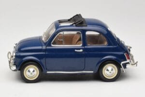 Fiat 500 L Blu Bburago 1:18 3327 Pressofusione — immagine 4 di 8