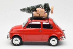 Fiat 500 L Rosso Christmas Norev 1:18 187779 Pressofusione — immagine 3 di 6