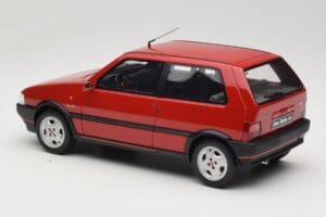 Fiat Uno Turbo IE Rosso Racing Otto 1:18 OT487 Resina — immagine 5 di 6