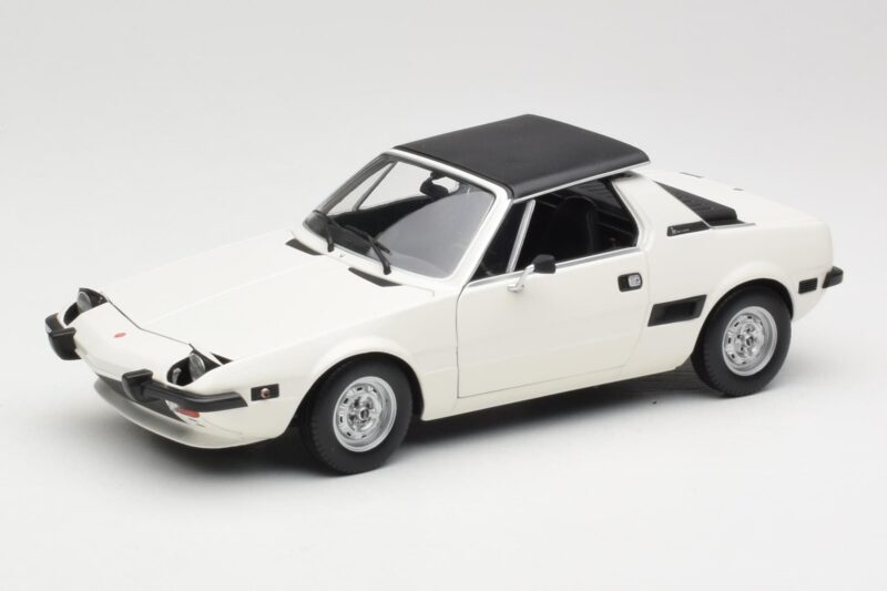 Fiat X1/9 Bianco Minichamps 1:18 100121685 Pressofusione