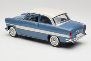 Ford Taunus 12M P2 Blu Strisce Revell 1:18 08880-M1 Pressofusione — immagine 7 di 8