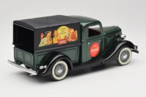 Ford Bache Coca-Cola Solido 1:18 9513 Pressofusione — immagine 3 di 8