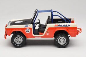 Ford Bronco Baja #37 1966 GreenLight 1:18 19037 Pressofusione — immagine 3 di 6