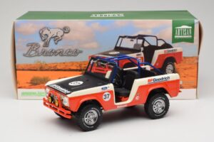 Ford Bronco Baja #37 1966 GreenLight 1:18 19037 Pressofusione — immagine 6 di 6