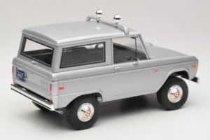 Ford Bronco Speed Movie GreenLight 1:18 19074 Pressofusione — immagine 3 di 7