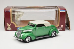 Ford Cabriolet Verde Road Signature 1:18 92239 Pressofusione — immagine 8 di 8