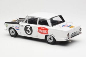 Ford Cortina Mk1 #3 P. Hughes / B. Young African Safari Rally 1964 AUTOart 1:18 86428 Pressofusione — immagine 7 di 8