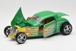 Ford Coupe Verde con Fiamme Road Signature 1:18 30109 Pressofusione — immagine 2 di 8