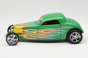 Ford Coupe Verde con Fiamme Road Signature 1:18 30109 Pressofusione — immagine 4 di 8