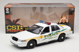 Ford Crown Victoria Police Interceptor CSI Miami GreenLight 1:18 13514 Pressofusione — immagine 6 di 6