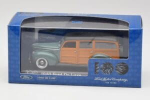 Ford Deluxe Woody Forest Verde Minichamps 1:43 FORD20002 Pressofusione — immagine 4 di 4