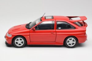 Ford Escort RS Cosworth Radiant Rosso Minichamps 1:18 150089021 Pressofusione — immagine 4 di 8