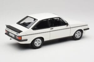 Ford Escort Mk2 RS 2000 LHD Bianco Minichamps 1:18 150084300 Pressofusione — immagine 3 di 8