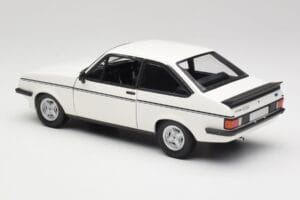 Ford Escort Mk2 RS 2000 LHD Bianco Minichamps 1:18 150084300 Pressofusione — immagine 7 di 8